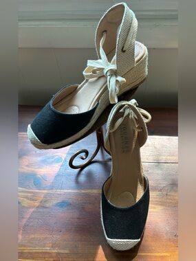 Journee Collection Black and Cream Canvas Espadrille Wedges